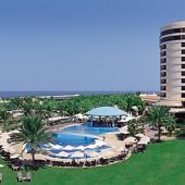 Le Royal Meridien Beach Resort and Spa offers Golf Academy packages